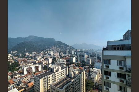 Apartamento à venda com 135m², 2 quartos e 2 vagasVista