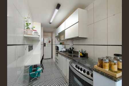 Apartamento à venda com 135m², 2 quartos e 2 vagasCozinha