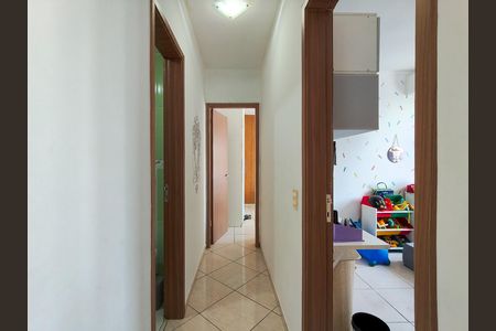 Apartamento à venda com 135m², 2 quartos e 2 vagasCorredor