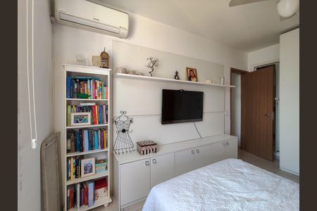 Apartamento à venda com 135m², 2 quartos e 2 vagasSuíte