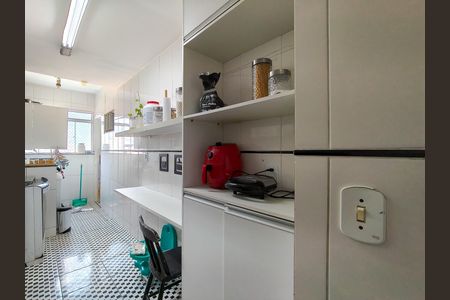 Apartamento à venda com 135m², 2 quartos e 2 vagasCozinha