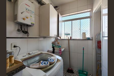 Apartamento à venda com 135m², 2 quartos e 2 vagasÁrea de Serviço