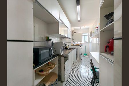 Apartamento à venda com 135m², 2 quartos e 2 vagasCozinha