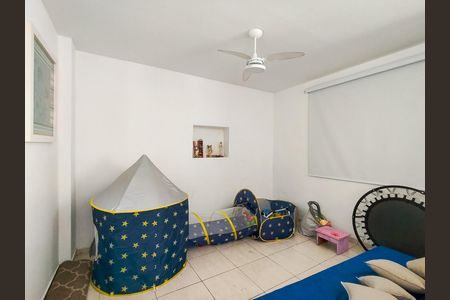 Apartamento à venda com 135m², 2 quartos e 2 vagasSala de TV