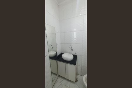 Banheiro de casa para alugar com 2 quartos, 125m² em Jardim Japao, São Paulo