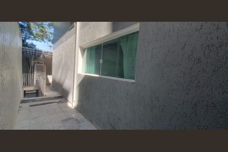 Área externa de casa para alugar com 2 quartos, 125m² em Jardim Japao, São Paulo