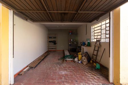 Garagem de casa à venda com 2 quartos, 125m² em Santo Antônio, Porto Alegre
