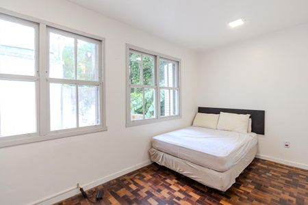 Studio à venda com 34m², 1 quarto e sem vaga Studio à venda com 34m², 1 quarto e sem vagaSala/Quarto