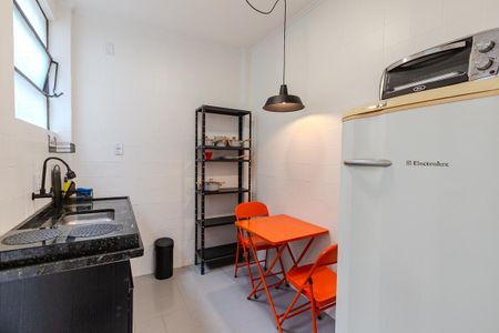 Cozinha e Área de Serviço de kitnet/studio à venda com 1 quarto, 34m² em Centro Histórico, Porto Alegre