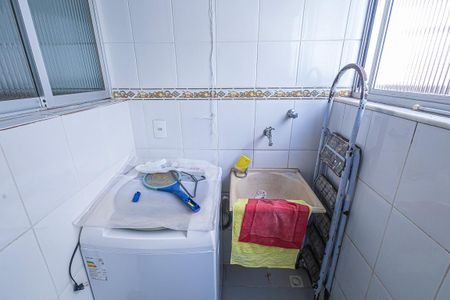 Area de serviço de apartamento para alugar com 2 quartos, 60m² em Castelo, Belo Horizonte