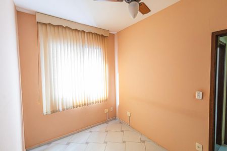 Quarto 1 de apartamento para alugar com 2 quartos, 60m² em Castelo, Belo Horizonte