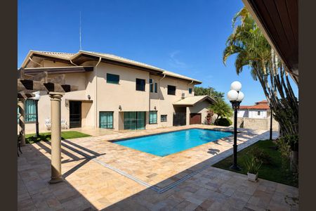 Casa à venda com 400m², 4 quartos e sem vaga Casa à venda com 400m², 4 quartos e sem vagaÁrea externa
