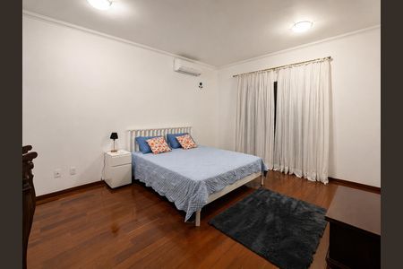 Casa à venda com 400m², 4 quartos e sem vaga Casa à venda com 400m², 4 quartos e sem vagaQuarto