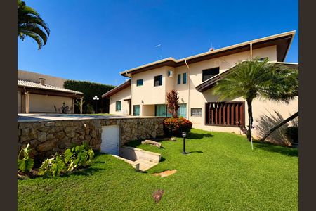 Área externa de casa à venda com 4 quartos, 400m² em Parque das Universidades, Campinas