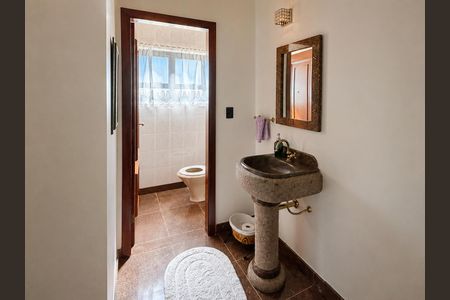 Banheiro de casa à venda com 4 quartos, 400m² em Parque das Universidades, Campinas