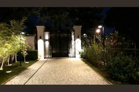 Apartamento à venda com 3 quartos, 172m² em Vila Irmaos Arnoni, São Paulo