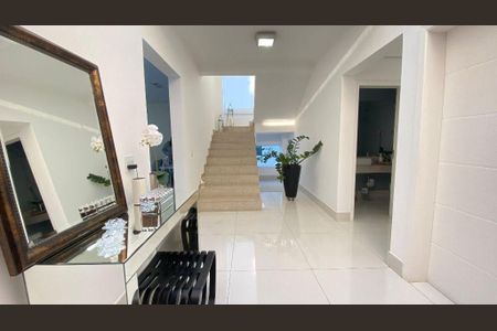 Casa à venda com 360m², 5 quartos e 6 vagas