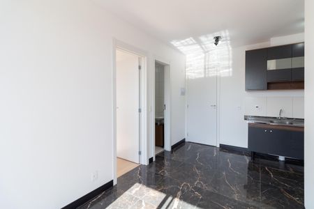 Apartamento para alugar com 32m², 2 quartos e 1 vaga Apartamento para alugar com 32m², 2 quartos e 1 vagaSala - Cozinha