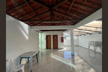Apartamento à venda com 2 quartos, 54m² em Cândida Ferreira, Contagem