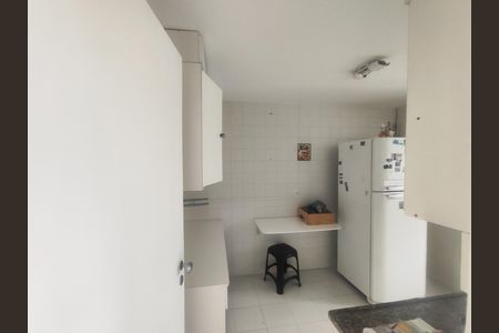 Apartamento para alugar com 77m², 2 quartos e 1 vaga
