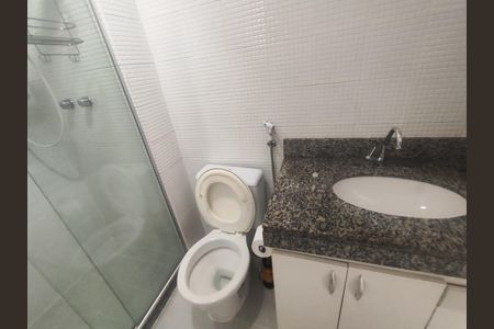 Apartamento para alugar com 77m², 2 quartos e 1 vaga