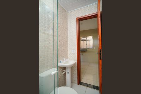 Casa para alugar com 40m², 1 quarto e 1 vaga Casa para alugar com 40m², 1 quarto e 1 vagaBanheiro