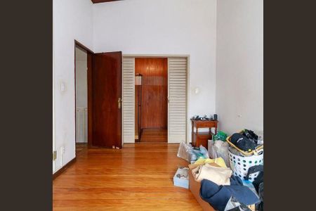 Casa à venda com 3 quartos, 113m² em Campo Belo, São Paulo