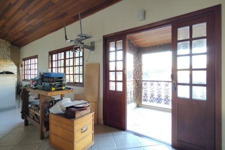 Casa de condomínio à venda com 300m², 3 quartos e 2 vagas Casa de condomínio à venda com 300m², 3 quartos e 2 vagasEspaço Gourmet