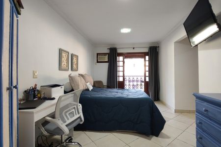 Casa de condomínio à venda com 300m², 3 quartos e 2 vagas Casa de condomínio à venda com 300m², 3 quartos e 2 vagasQuarto 1 - Suíte