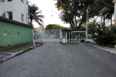 Casa de condomínio à venda com 300m², 3 quartos e 2 vagas Casa de condomínio à venda com 300m², 3 quartos e 2 vagasCondomínio