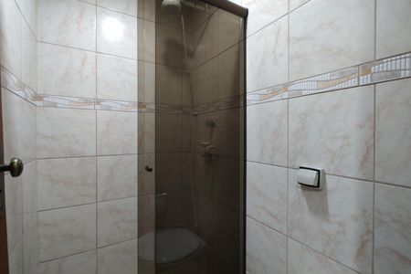 Casa de condomínio à venda com 300m², 3 quartos e 2 vagas Casa de condomínio à venda com 300m², 3 quartos e 2 vagasBanheiro Social