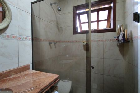 Casa de condomínio à venda com 300m², 3 quartos e 2 vagas Casa de condomínio à venda com 300m², 3 quartos e 2 vagasBanheiro da Suíte 3