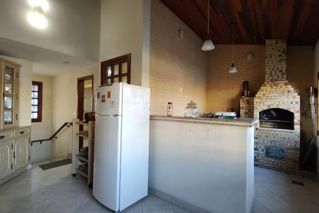 Casa de condomínio à venda com 300m², 3 quartos e 2 vagas Casa de condomínio à venda com 300m², 3 quartos e 2 vagasEspaço Gourmet
