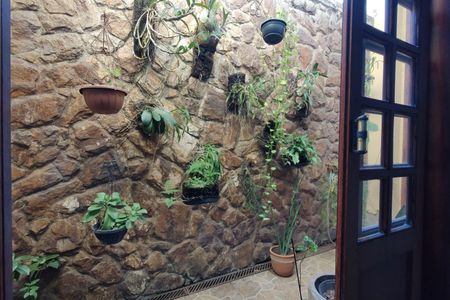 Casa de condomínio à venda com 300m², 3 quartos e 2 vagas Casa de condomínio à venda com 300m², 3 quartos e 2 vagasJardim de Inverno