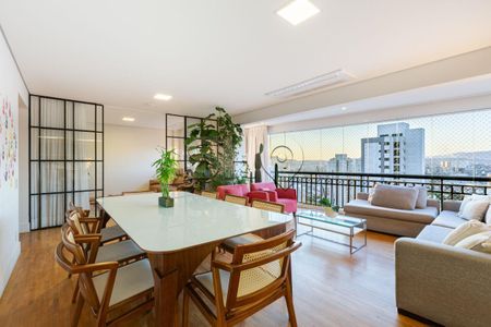 Apartamento à venda com 4 quartos, 172m² em Vila Romana, São Paulo