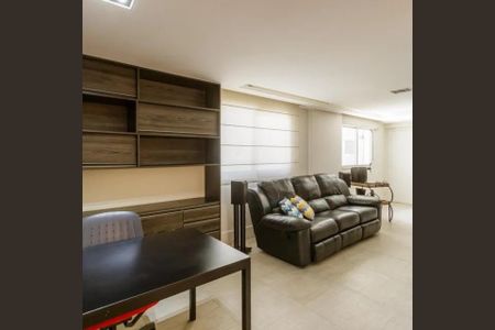 Foto 03 de apartamento para alugar com 2 quartos, 122m² em Itaim Bibi, São Paulo
