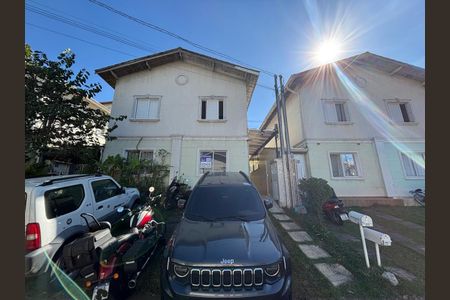 Fachada de casa à venda com 2 quartos, 59m² em Jardim California, Barueri