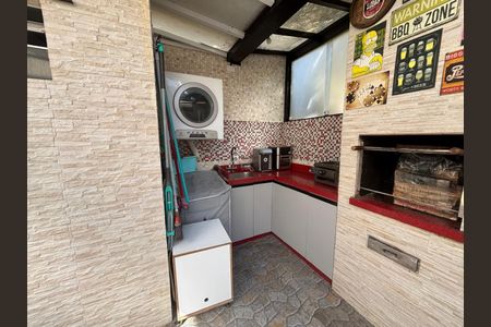 Casa à venda com 59m², 2 quartos e 2 vagas Casa à venda com 59m², 2 quartos e 2 vagasLavanderia