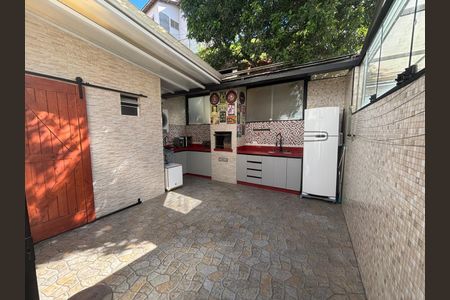 Área de churrasco  de casa à venda com 2 quartos, 59m² em Jardim California, Barueri