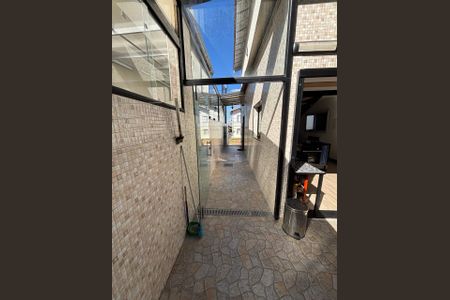 Corredor de acesso de casa à venda com 2 quartos, 59m² em Jardim California, Barueri