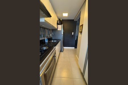 Cozinha de apartamento à venda com 2 quartos, 58m² em Ipanema, Porto Alegre