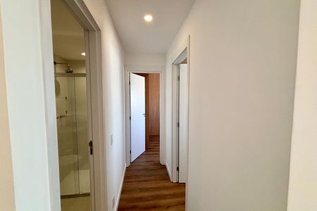 Apartamento para alugar com 71m², 2 quartos e 1 vaga Apartamento para alugar com 71m², 2 quartos e 1 vagaCorredor