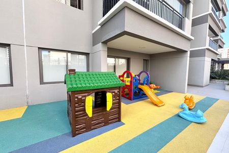 Apartamento para alugar com 71m², 2 quartos e 1 vaga Apartamento para alugar com 71m², 2 quartos e 1 vagaÁrea comum - Playground