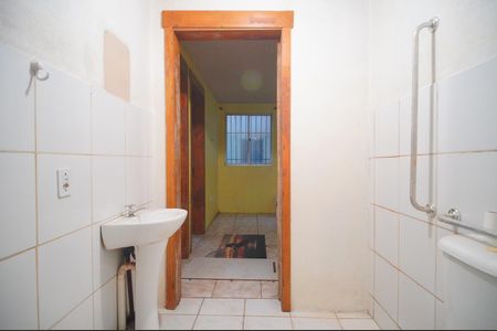 Banheiro de apartamento para alugar com 2 quartos, 48m² em São Miguel, São Leopoldo