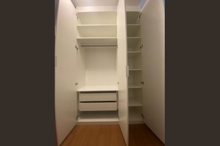 Apartamento à venda com 2 quartos, 38m² em Lapa de Baixo, São Paulo