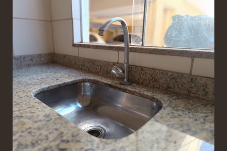 Kitnet/Studio para alugar com 1 quarto, 30m² em Extensão Serramar, Rio das Ostras