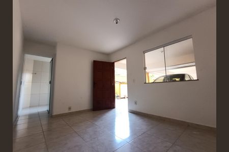 Kitnet/Studio para alugar com 1 quarto, 30m² em Extensão Serramar, Rio das Ostras