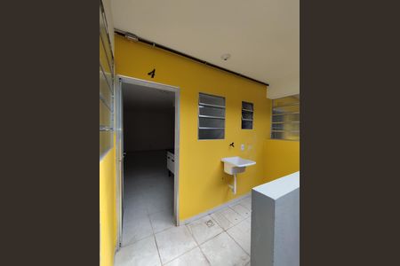 Studio para alugar com 24m², 1 quarto e sem vaga Studio para alugar com 24m², 1 quarto e sem vagaEntrada