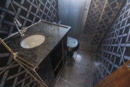 Apartamento para alugar com 45m², 2 quartos e 1 vaga Apartamento para alugar com 45m², 2 quartos e 1 vagaBanheiro