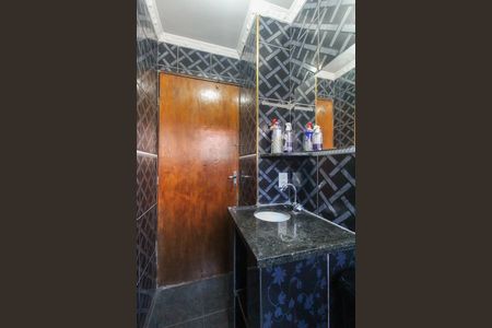 Apartamento para alugar com 45m², 2 quartos e 1 vaga Apartamento para alugar com 45m², 2 quartos e 1 vagaBanheiro